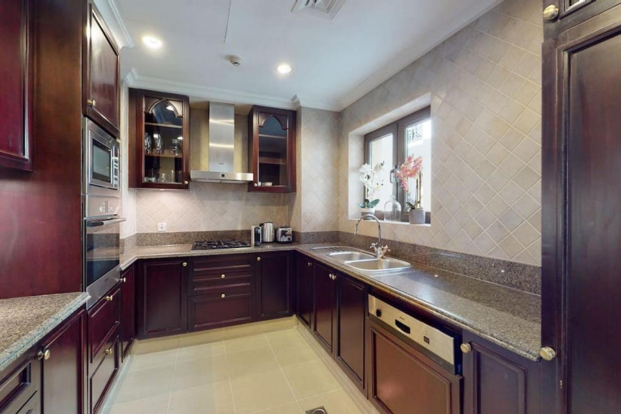 Apartment Al Tajer, Core C, Souk Al Bahar - Charming Two Bedroom